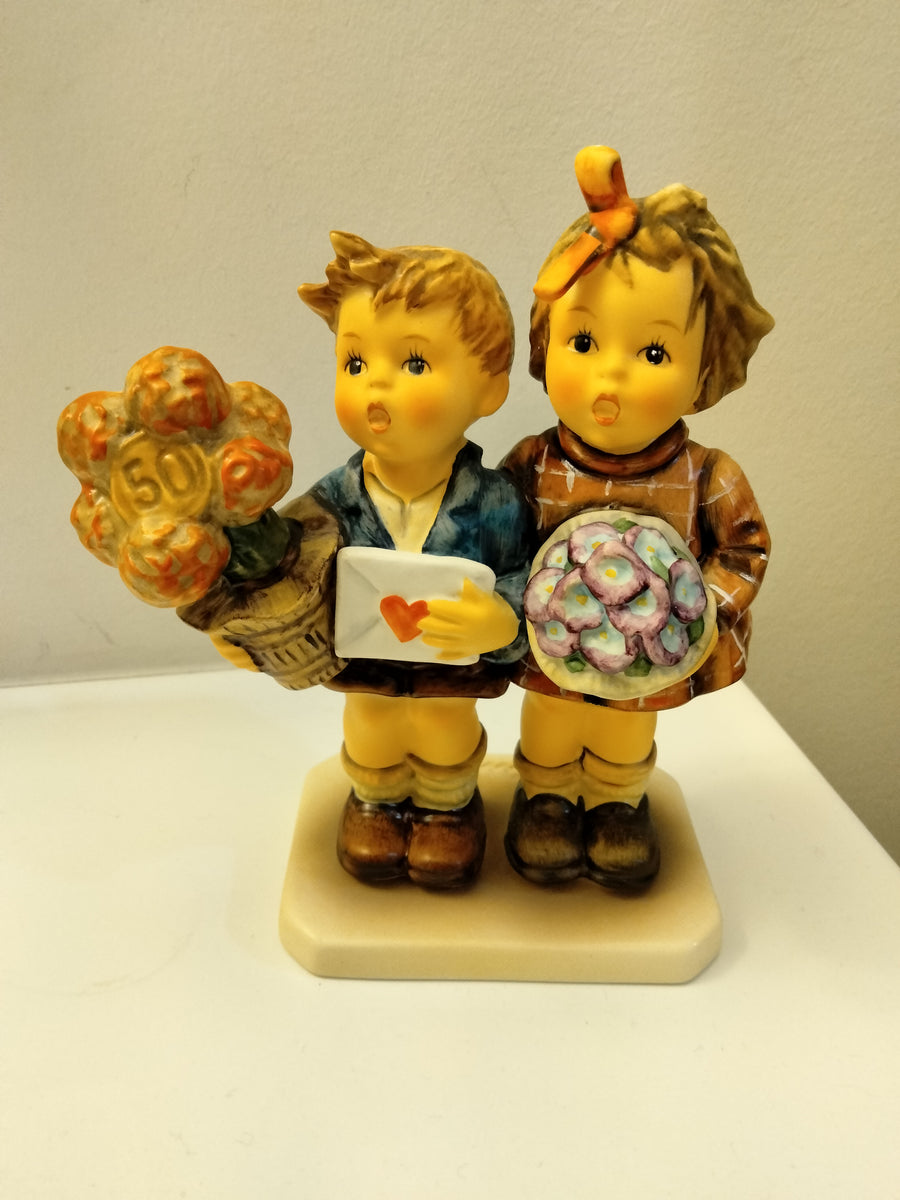 1985 - 416 50 Years M.I. Hummel Figurines - The Love lives On 6.25  –  German Specialty Imports llc
