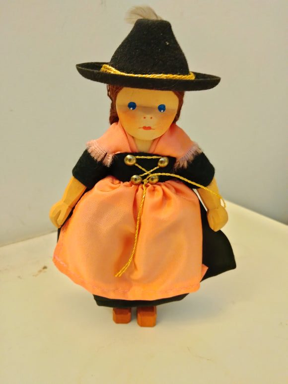 9080 Available for Preorder Lotte Sievers Hahn Trachten Doll Bavarian  Girl with Dirndl