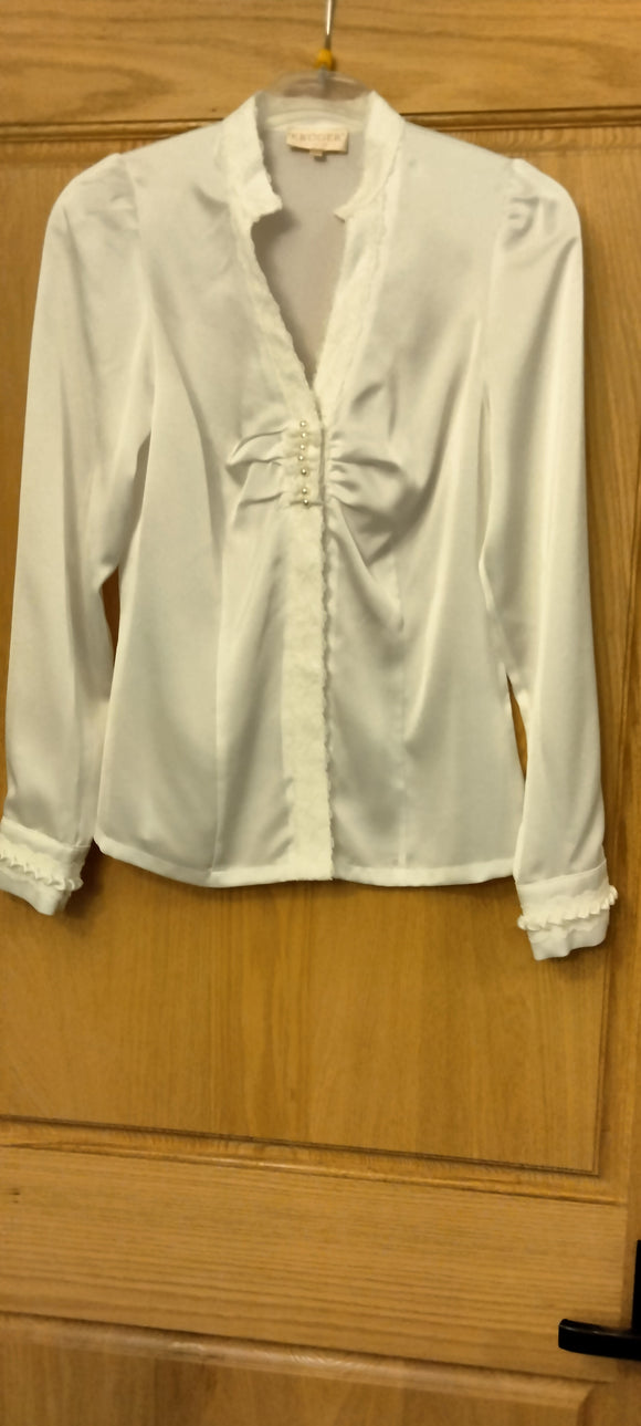 28801 LB-21 Krueger Elegant Festive Trachten Blouse White with long sleeves