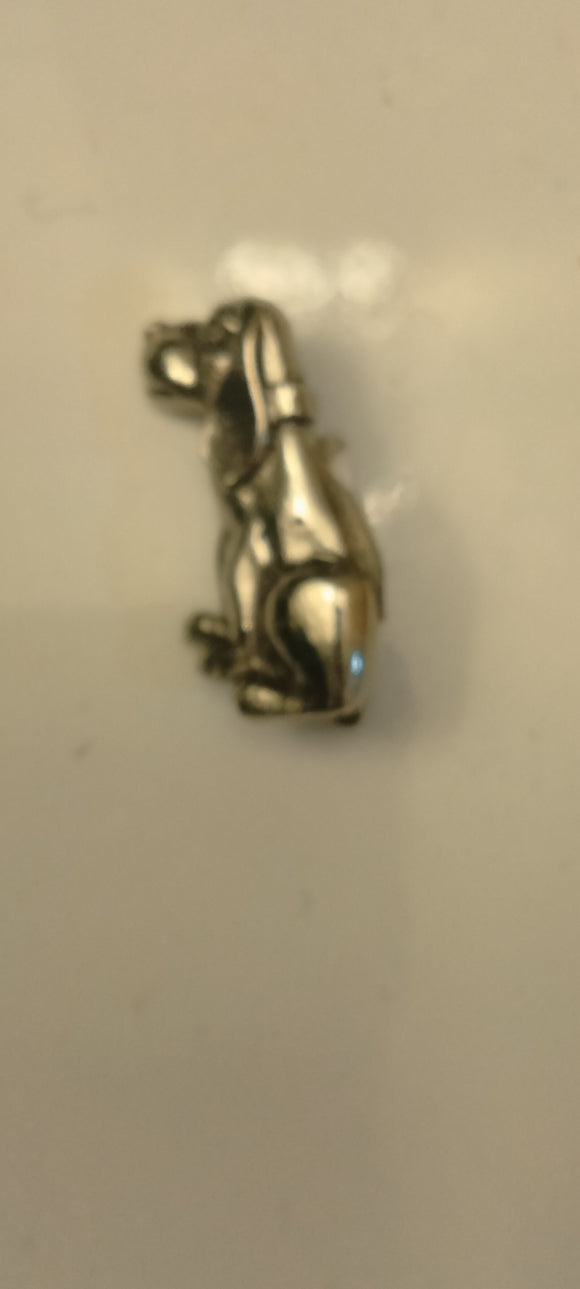 Pewter Hat Pin / Brooch Dachshund sitting