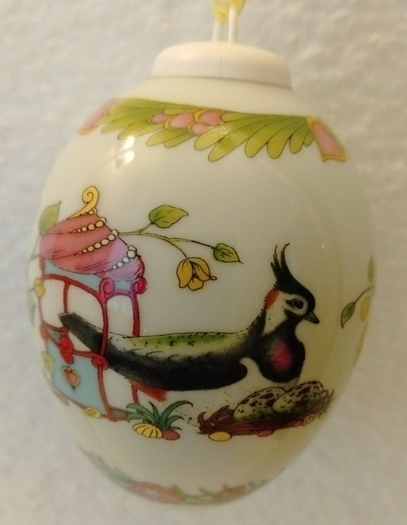 1999 Hutschenreuther Limited Edition Annual Porcelain Easter Egg Ornament  