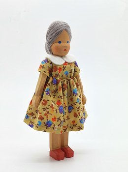 7050 Lotte Sievers Hahn Hand Carved Doll's house, grandmother, 12,5 cm - German Specialty Imports llc