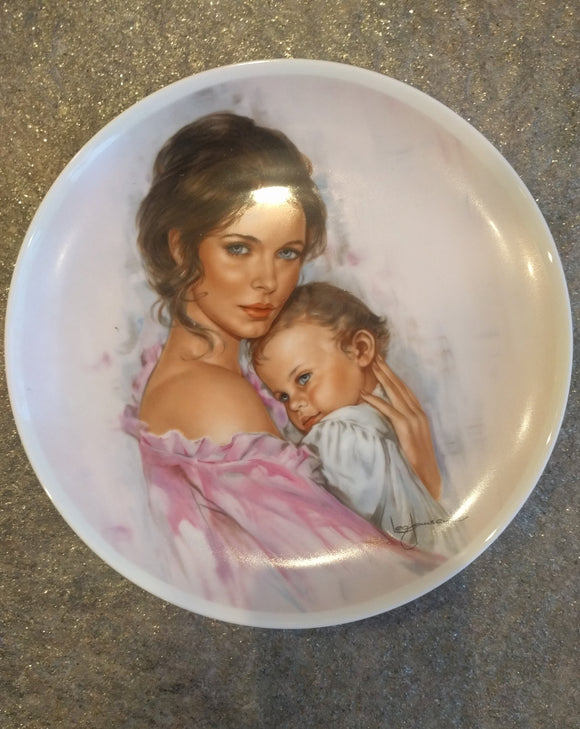 1979 Limited Edition Royal Bayreuth Mothers Day Plate Collectors Plate - German Specialty Imports llc