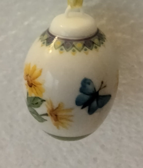 27956 Dekor723578 Hutschenreuther Mini  Porcelain  Easter Egg Ornament “Spring Meadow Arnica