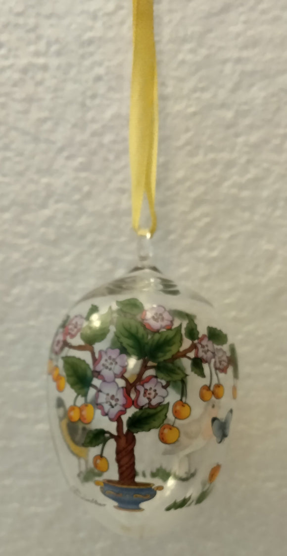 2011 Hutschenreuther Annual Limited Edition Crystal Easter Egg Ornament 