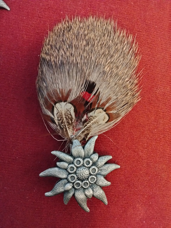 128 00B803 Edelweiss Matt Pewter Hat Pin / Brooch with Colorful Feathers and Deer Hair Brush - German Specialty Imports llc