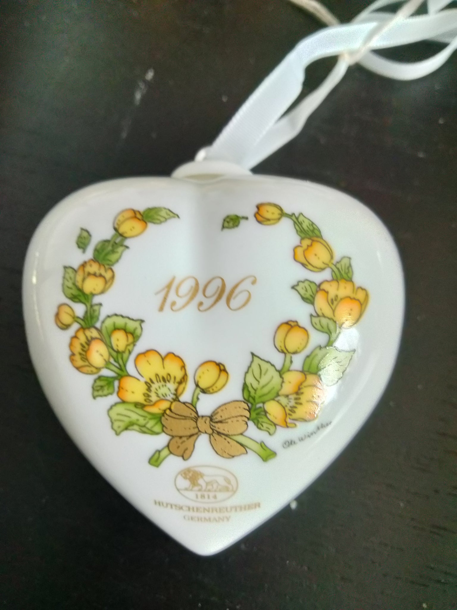 1996 Hutschenreuther Annual Limited Editon Collectible Porcelain Heart – German Specialty Imports llc