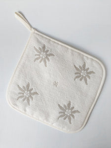 Woven Edelweiss Potholder - German Specialty Imports llc