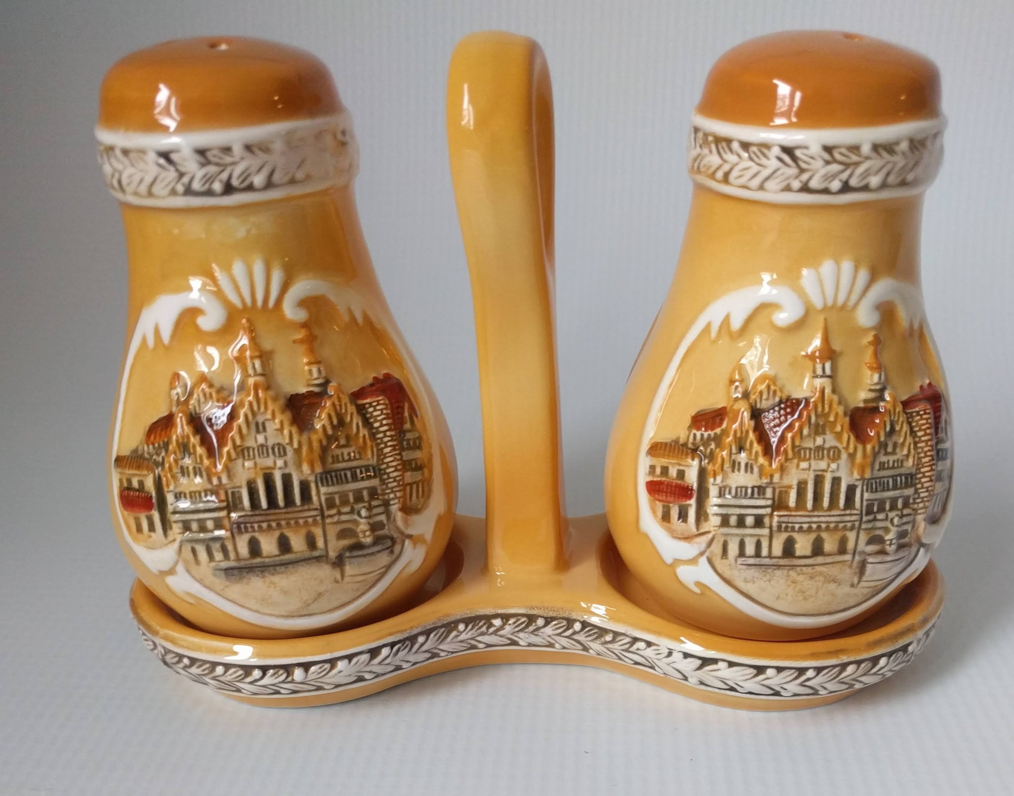 Salt & Pepper Shaker Stand - Thumbnail 2